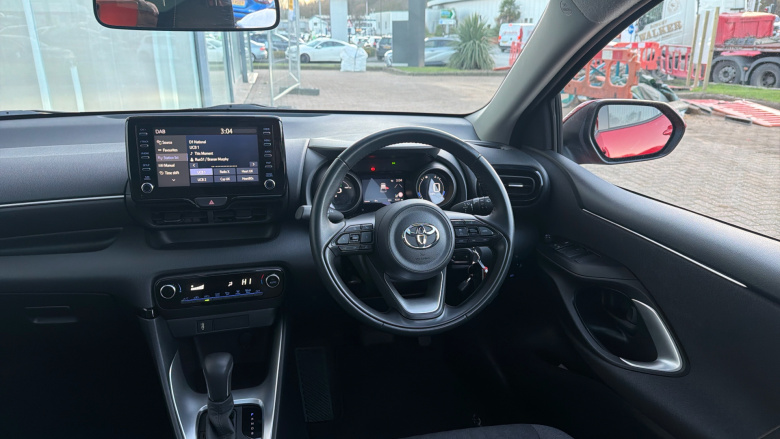 Toyota Yaris 1.5 Hybrid Design 5dr CVT Hybrid Hatchback